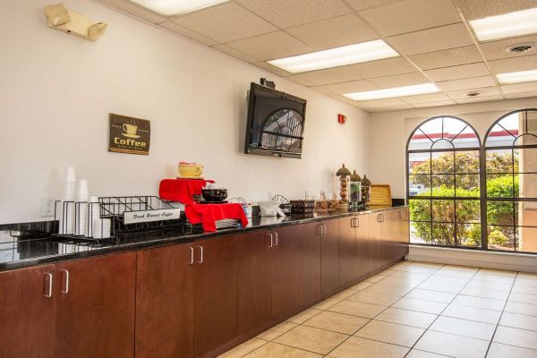 COLONIAL INN KINGSPORT (Kingsport)